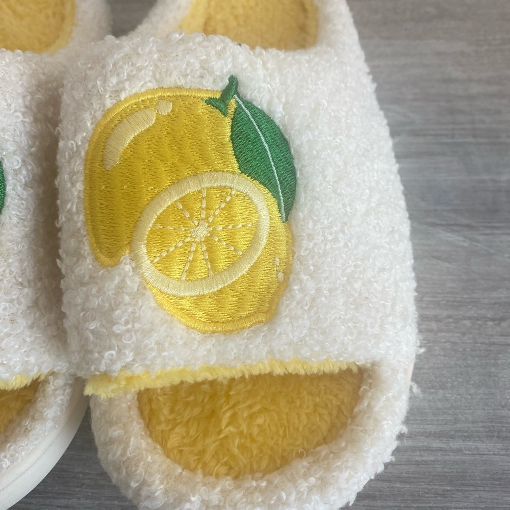 Jess Lea Lemon Drop Open Toe Faux Sherpa Summer Fruit Nonskid Slippers S, L - Picture 2 of 6